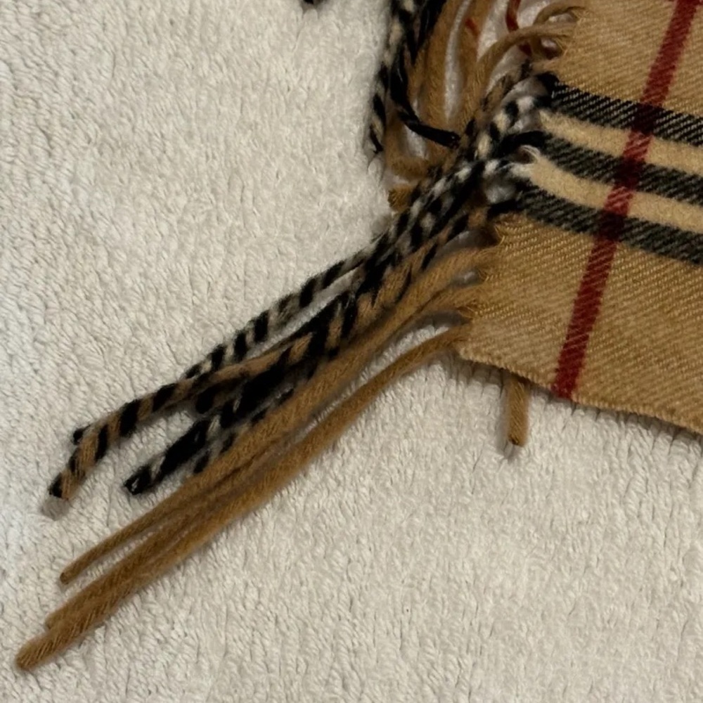 Authenticated Burberry London Cashmere Tan Red Black Plaid Fringe Scarf Unisex - Picture 8 of 13